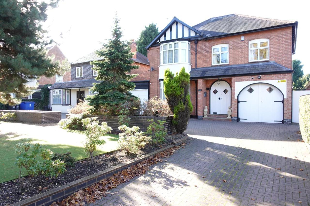 Huge 9 Bed Property Sleeps 17, Near Nec, City Centre, Hs2 Birmingham Exterior photo
